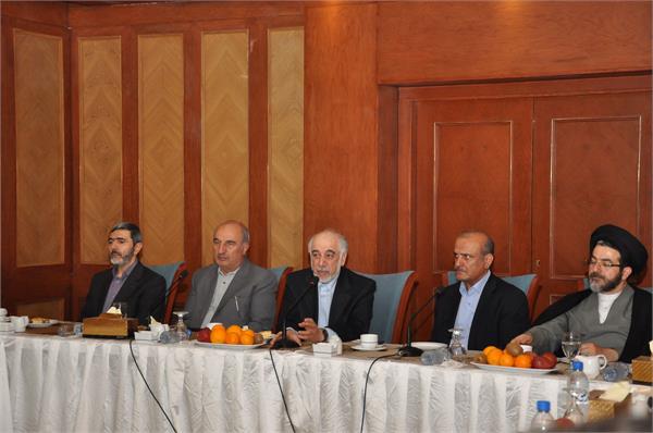 بیست و دومین نشست مدیران عامل شرکت های تولیدی پتروشیمی در شیراز 4