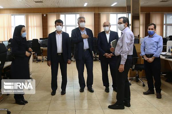 بازدید مدیرعامل شرکت ملی صنایع پتروشیمی از ایرنا 16