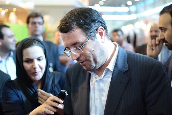 بازدید اعضای کمیسیون صنایع مجلس شورای اسلامی از ایران پلاست نهم 21