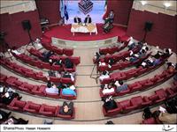 نشست خبری مهندس شعری مقدم در حاشیه نمایشگاه نفت، گاز و پتروشیمی 13