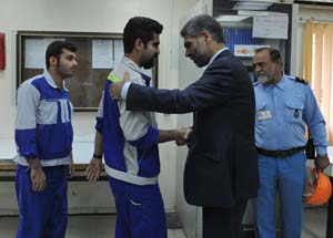 بازدید نوروزی مدیرعامل شرکت ملی صنایع پتروشیمی از مجتمع پتروشیمی بندرامام 4