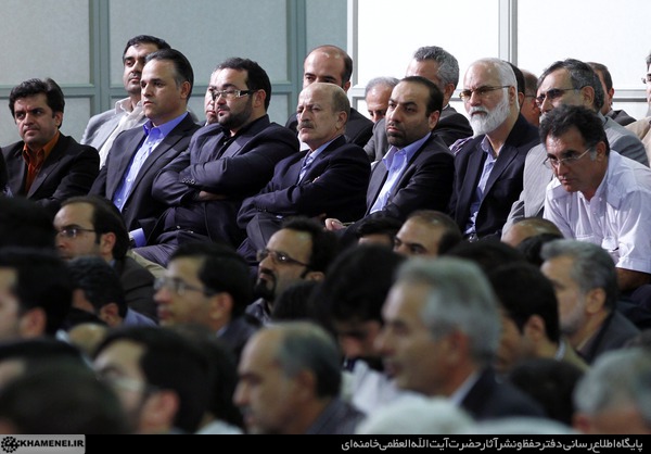 دیدار جمعی از نوآوران و اعضای شرکت‌های دانش‌بنیان با رهبر معظم انقلاب  3