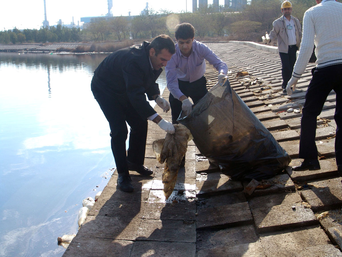 پاکسازی خور زنگی شرقی از وجود پسماندها  5