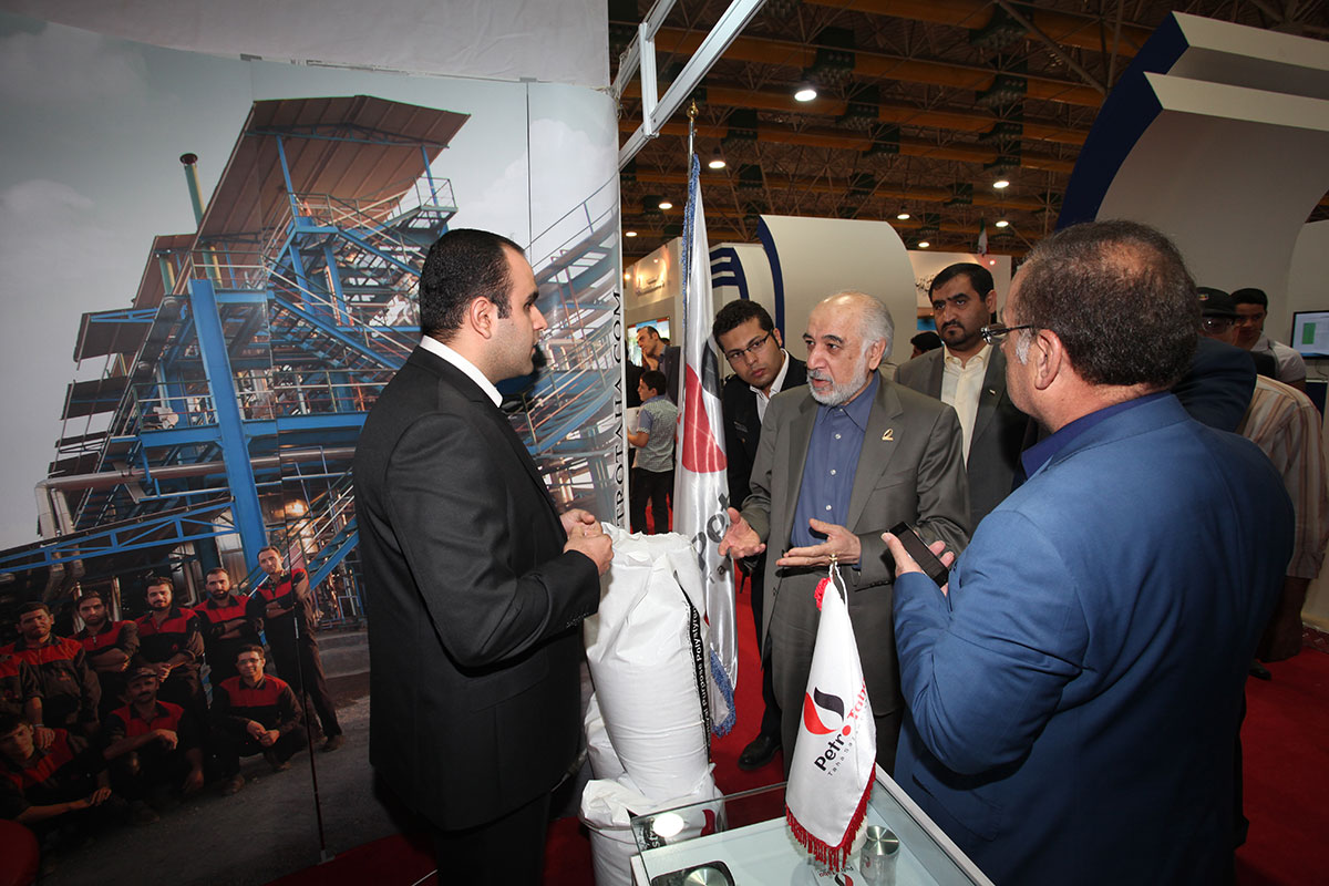 بازدید مهندس شعری مقدم از نمایشگاه بین المللی ایران پلاست  2