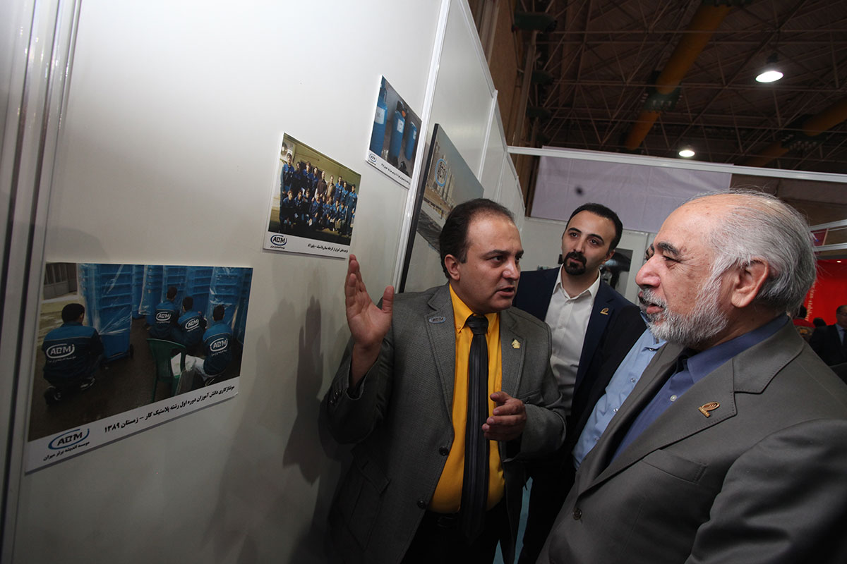 بازدید مهندس شعری مقدم از نمایشگاه بین المللی ایران پلاست  10