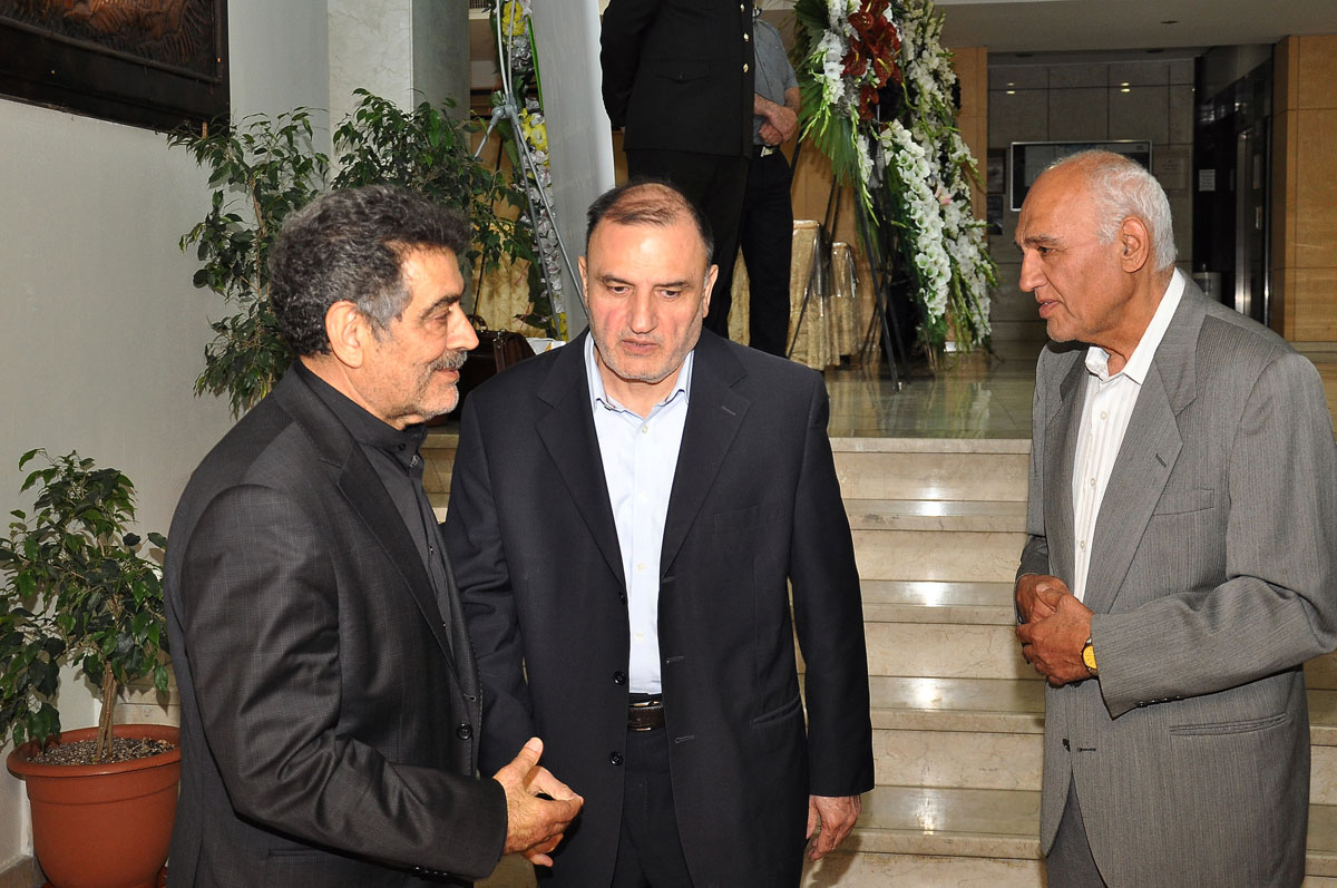 مراسم ختم خواهر مهندس پیوندی با حضور وزیر نفت ، مدیران و همکاران شرکت 10