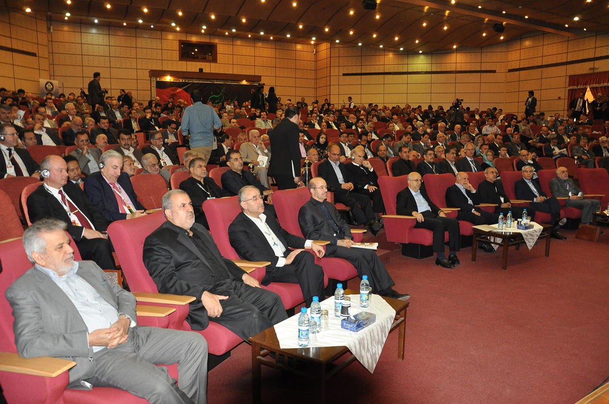 افتتاح نمایشگاه نفت و نیرو 1