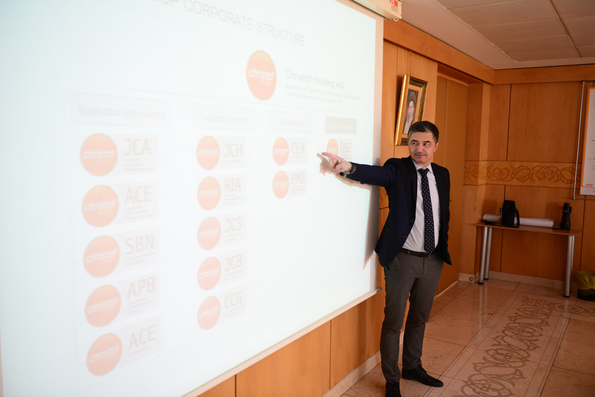 Amir Rashidimoghaddam 5