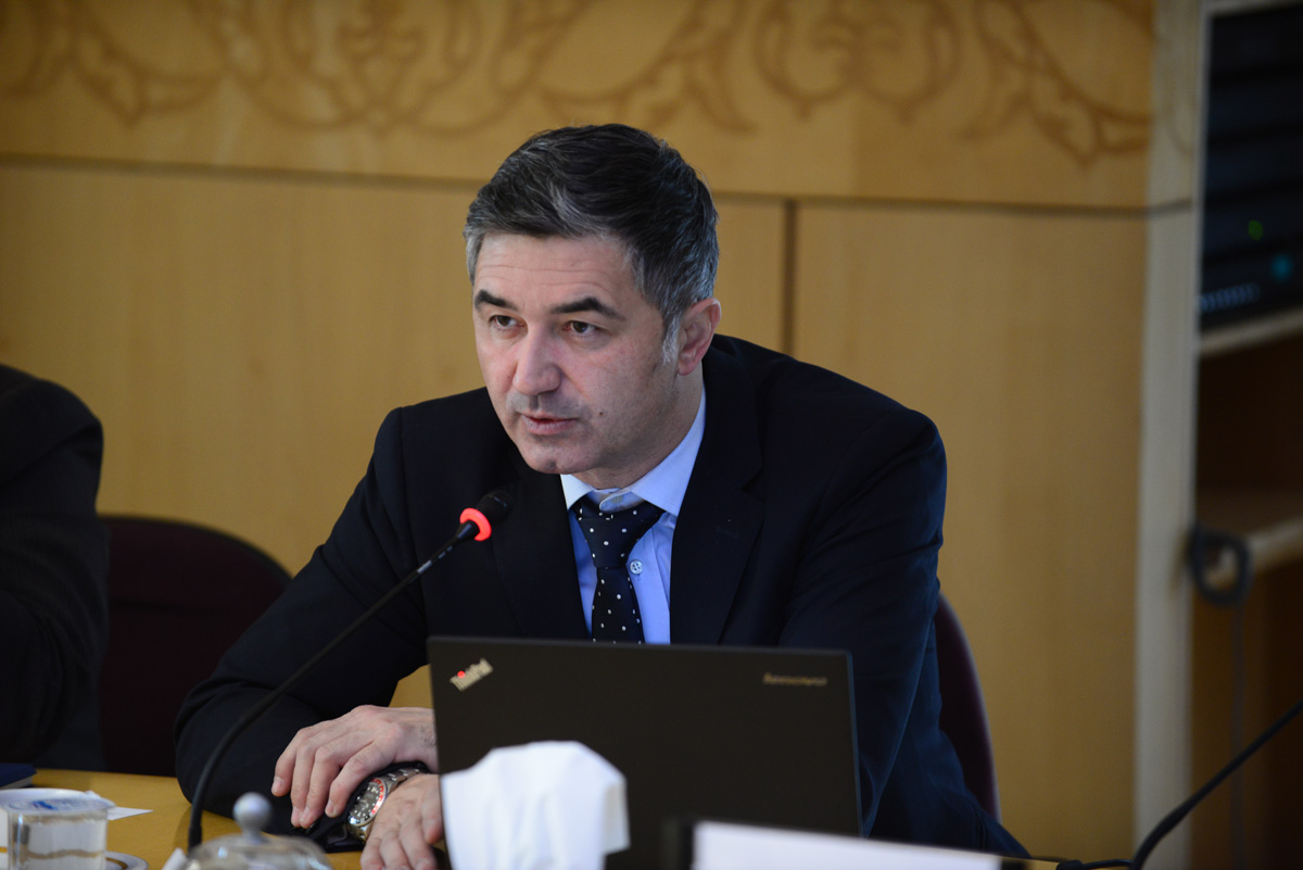 Amir Rashidimoghaddam 12