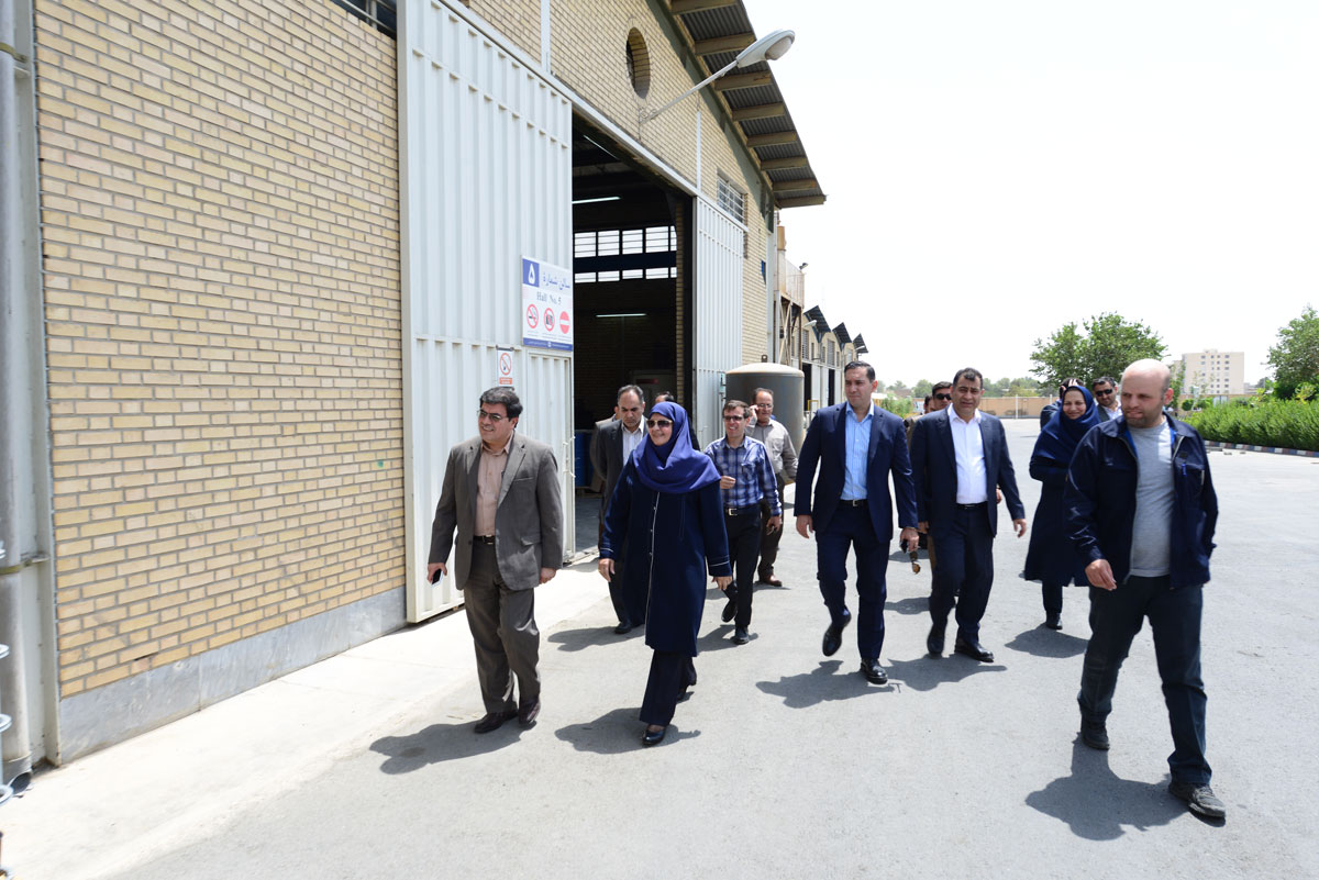 بازدید معاون وزیر نفت ازشرکت گسترش فناوری خوارزمی 15