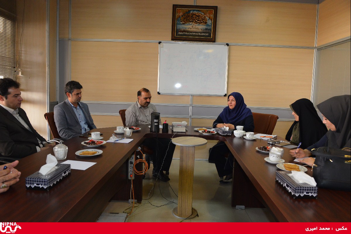 بازدید معاون وزیر نفت از اداره کل پخش اخبار صدا 2
