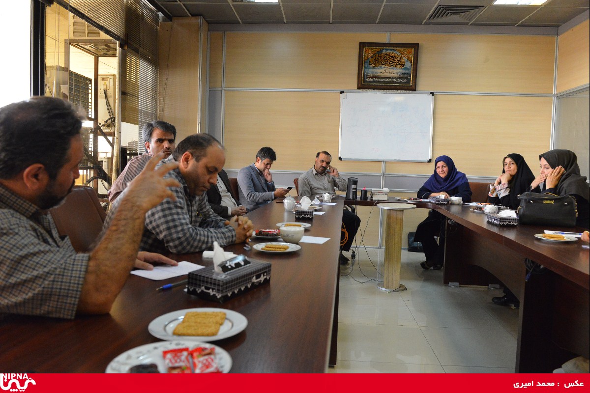 بازدید معاون وزیر نفت از اداره کل پخش اخبار صدا 6