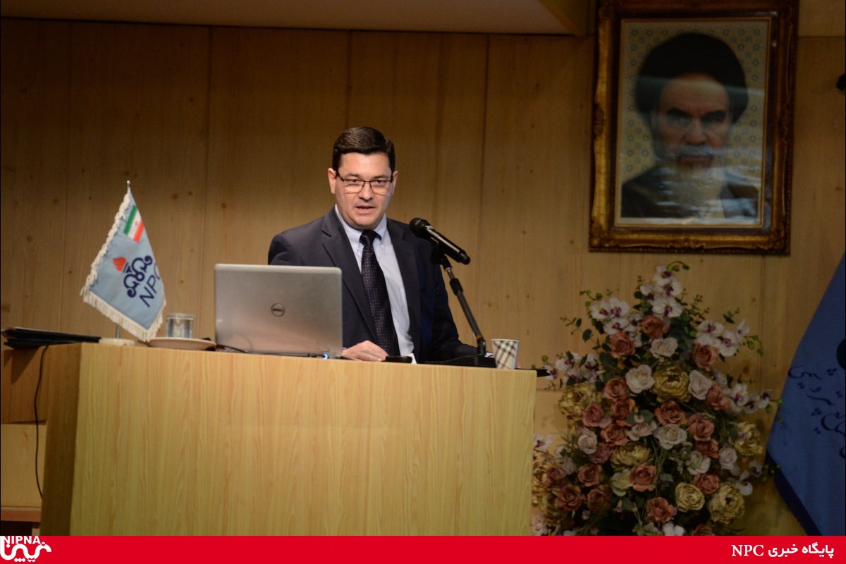 سمینار شرکت آلمانی Honeywell UOP  با موضوع تکنولوژی تبدیل متانول به الفین 2