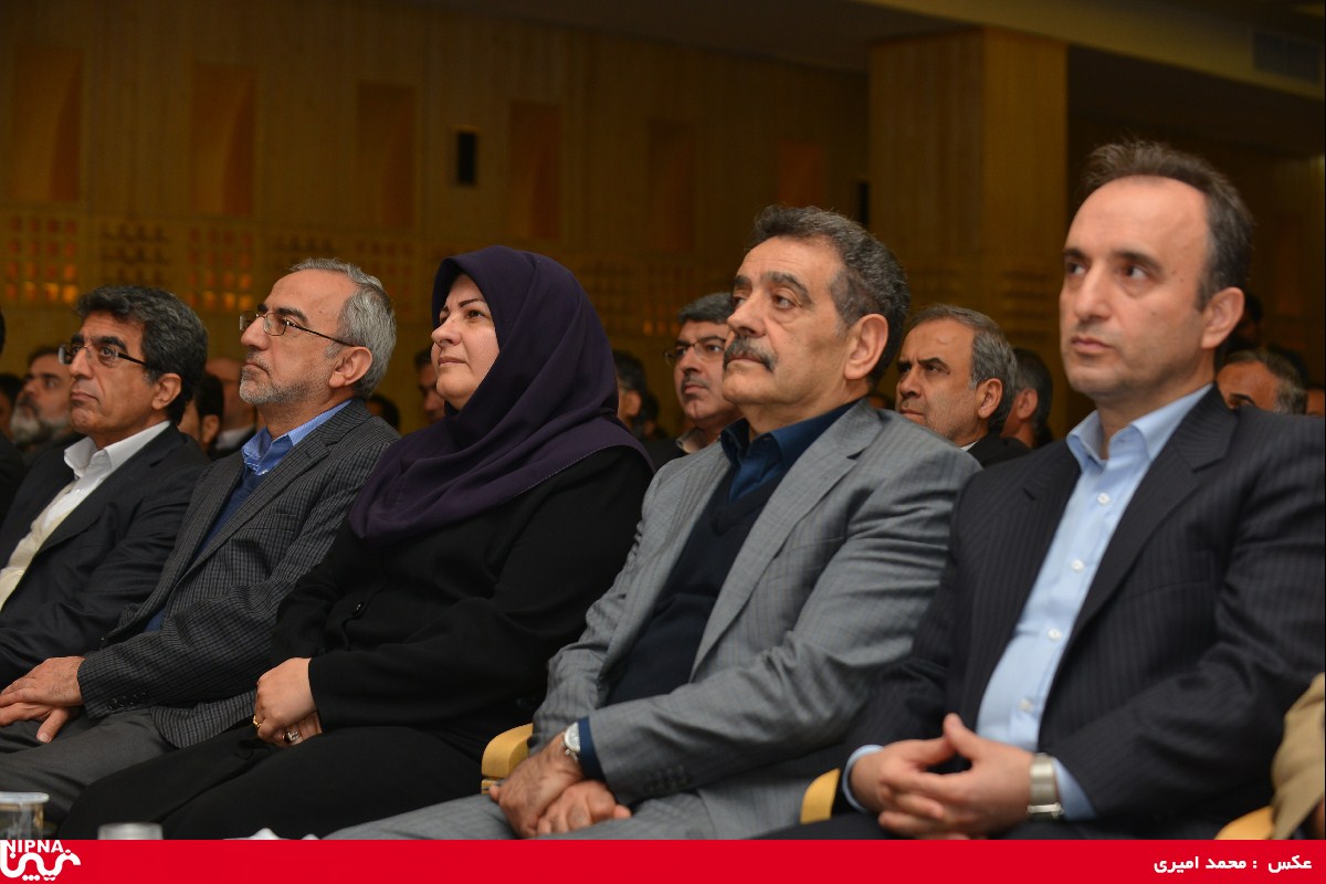 هفتمین جشنواره پژوهش و فناوری صنعت نفت 8
