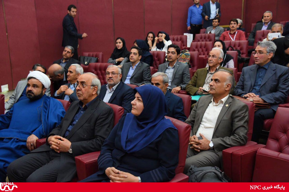 سومین روز برگزاری بیست و دومین نمایشگاه بین المللی نفت، گاز، پالایش و پتروشیمی- 96/2/18 24