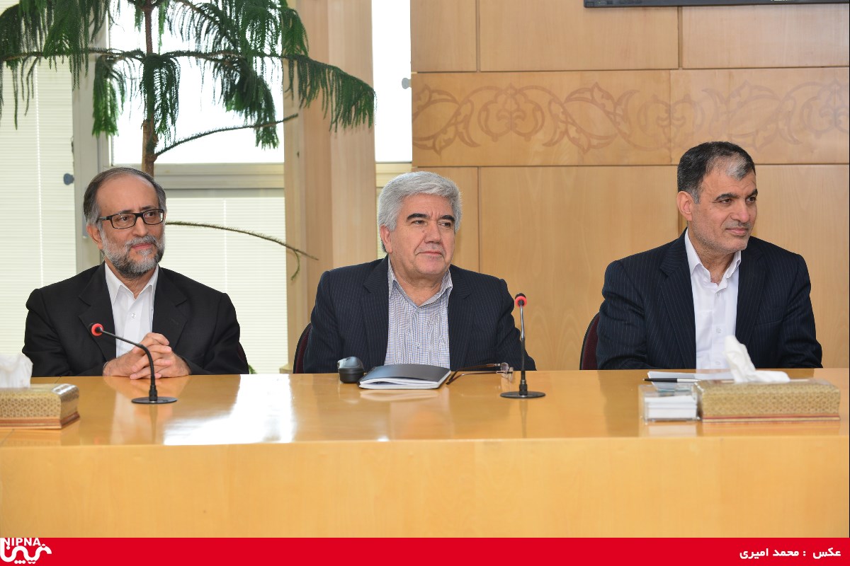 مراسم تودیع و معارفه مدیریت بهداشت، ایمنی، محیط زیست شرکت ملی صنایع پتروشیمی 5