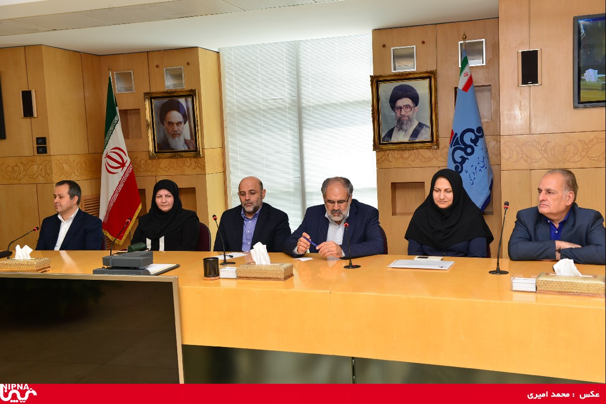 مراسم تودیع و معارفه مدیریت بهداشت، ایمنی، محیط زیست شرکت ملی صنایع پتروشیمی 30