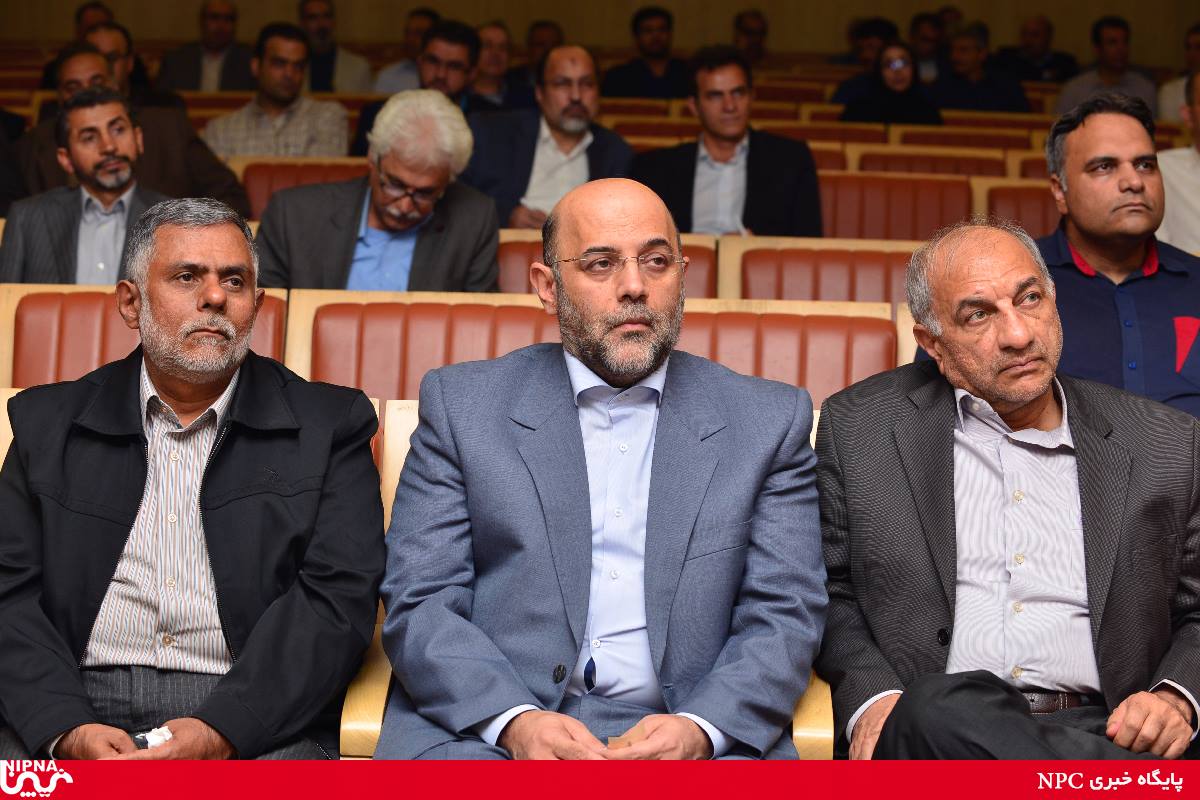 همایش شناسایی تهدیدات احتمالی زیرساخت ها در صنعت پتروشیمی 3