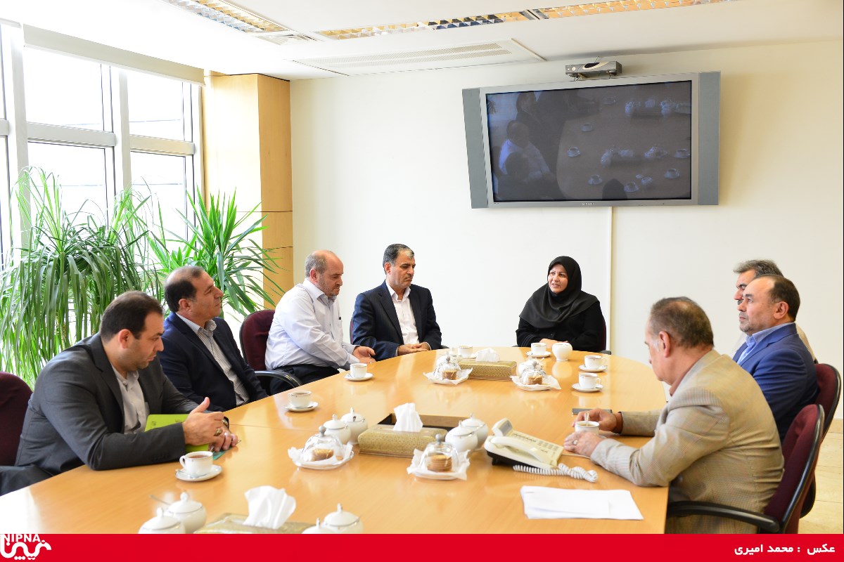 تجلیل ازآزادگان سرافراز شرکت ملی صنایع پتروشیمی به مناسبت سالروز بازگشت آزادگان به میهن اسلامی96/5/25 6