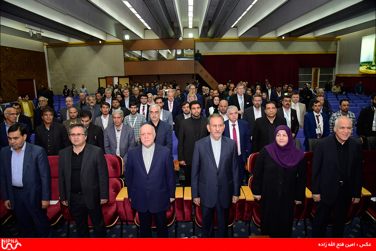 افتتاح یازدهمین نمایشگاه بین المللی ایران پلاست با حضور معاون اول ریاست جمهوری و وزیر نفت 5