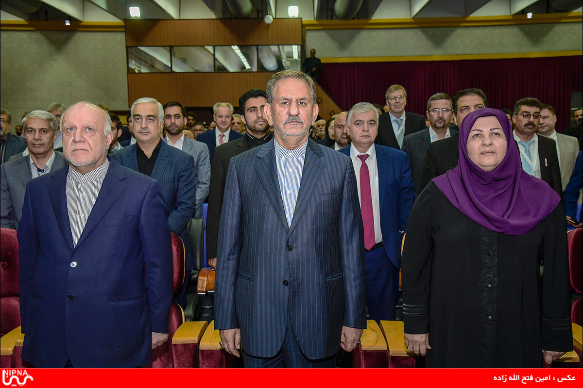 افتتاح یازدهمین نمایشگاه بین المللی ایران پلاست با حضور معاون اول ریاست جمهوری و وزیر نفت 6