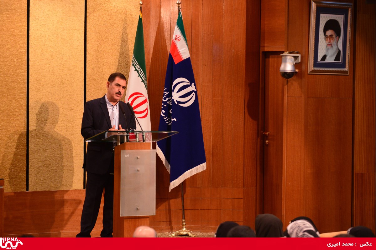 آئین معارفه سرکارخانم مهندس شاهدائی، قائم مقام محترم وزیر نفت و جناب آقای دکتر نوروز زاده مدیر عامل محترم شرکت ملی صنایع پتروشیمی – 96/8/13 29