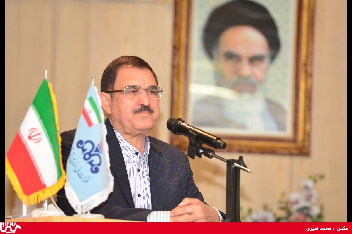 آیین تکریم و معارفه مدیرعامل شرکت ملی صنایع پتروشیمی -96/8/15 3