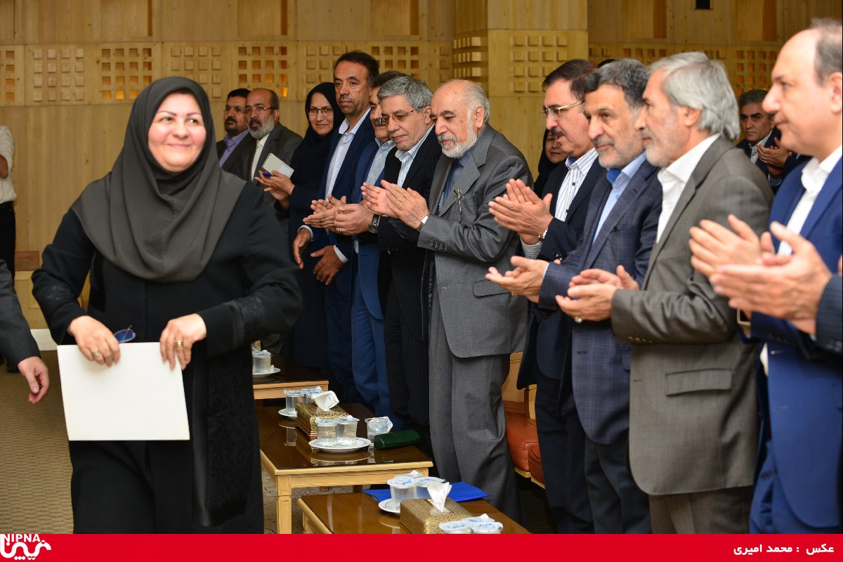 آیین تکریم و معارفه مدیرعامل شرکت ملی صنایع پتروشیمی -96/8/15 16