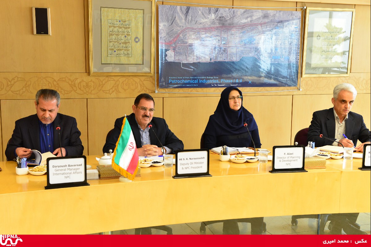 دیدار معاون نخست وزیر ازبکستان  و هیات همراه با معاون وزیر نفت و مدیر عامل شرکت ملی صنایع پتروشیمی- 96/8/27 1