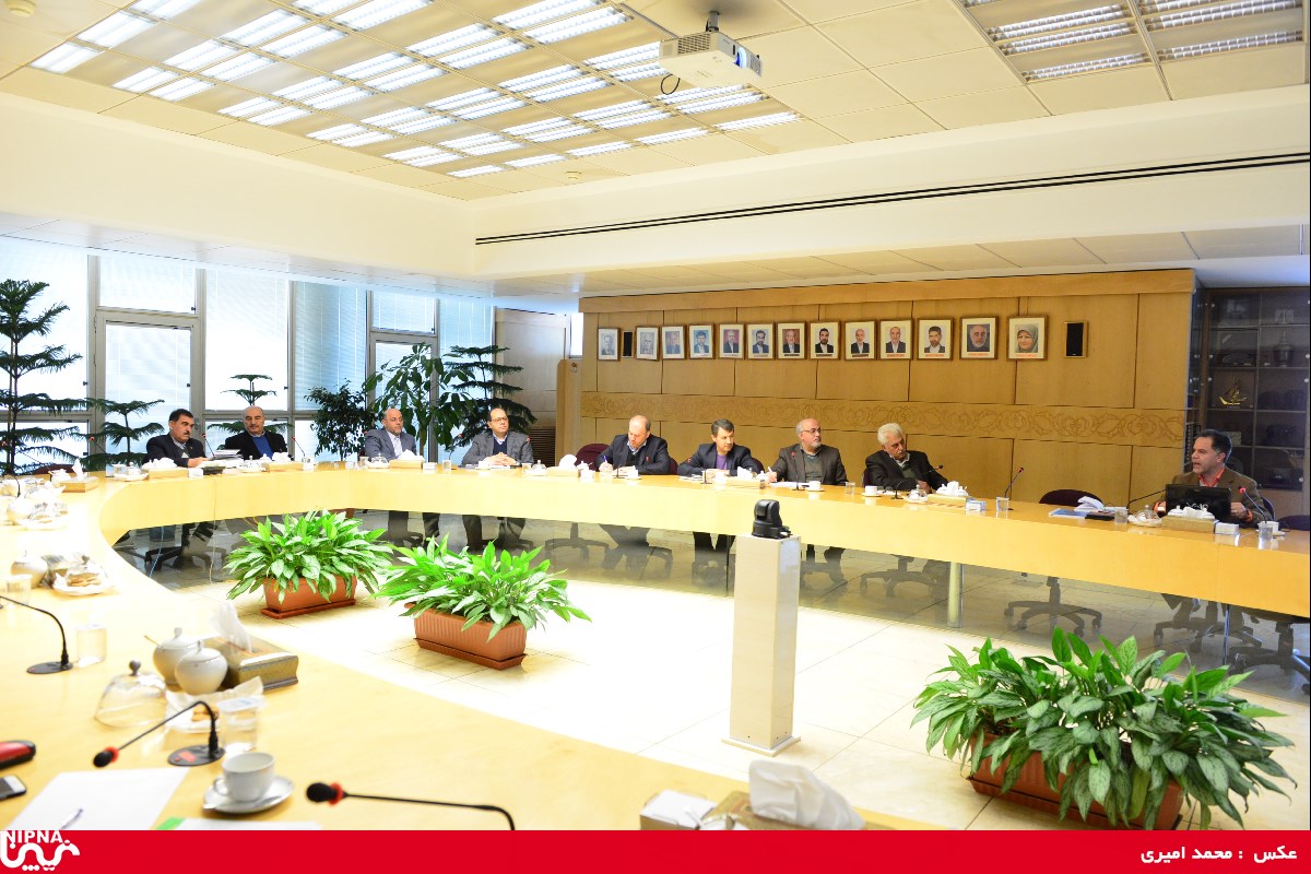 لزوم تقویت ساختار واحدهای HSE در صنعت پتروشیمی دردیدار دکتر نوروز زاده با مدیران عامل هلدینگ های پتروشیمی 2