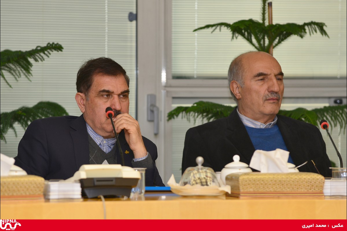 لزوم تقویت ساختار واحدهای HSE در صنعت پتروشیمی دردیدار دکتر نوروز زاده با مدیران عامل هلدینگ های پتروشیمی 11