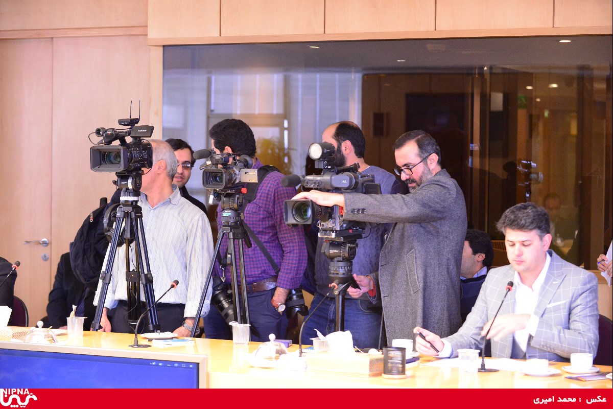 امضاء قرارداد تجاری سازی کاتالیست SAC500  در مقیاس صنعتی جهت تولید گریدهای پلی اتیلن سنگین – 96/11/25 9