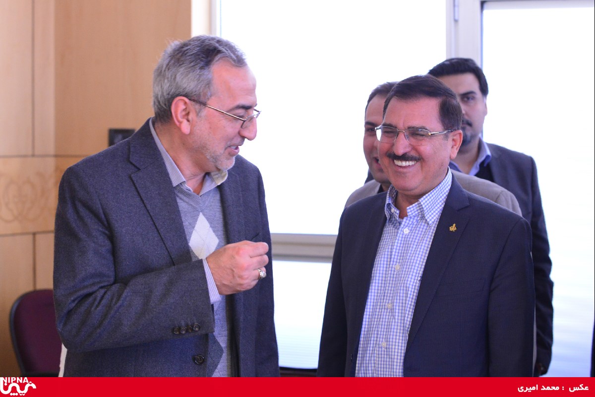 امضاء قرارداد تجاری سازی کاتالیست SAC500  در مقیاس صنعتی جهت تولید گریدهای پلی اتیلن سنگین – 96/11/25 21