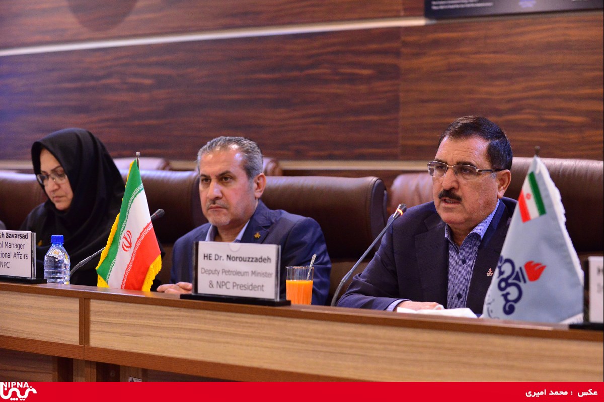 مراسم امضاء تفاهم نامه همکاری های راهبردی فی مابین شرکت ملی صنایع پتروشیمی و فدراسیون صنایع شیمی و پتروشیمی چین – 97/2/3 24