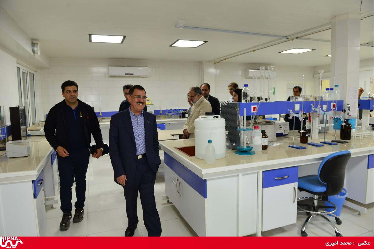 بازدید دکتر نوروز زاده از طرح های پتروشیمی سیراف، متانول کاوه، پترو پالایش کنگان،  هتل در دست احداث جم ، شهرک مسکونی گلستان، 50 هکتار استحصال زمین از دریا، کانال های جمع آوری سیلاب ، نیروگاه و آبگیر پتروشیمی دماوند و منطقه انرژی بر پارسیان-97/2/9.10 10