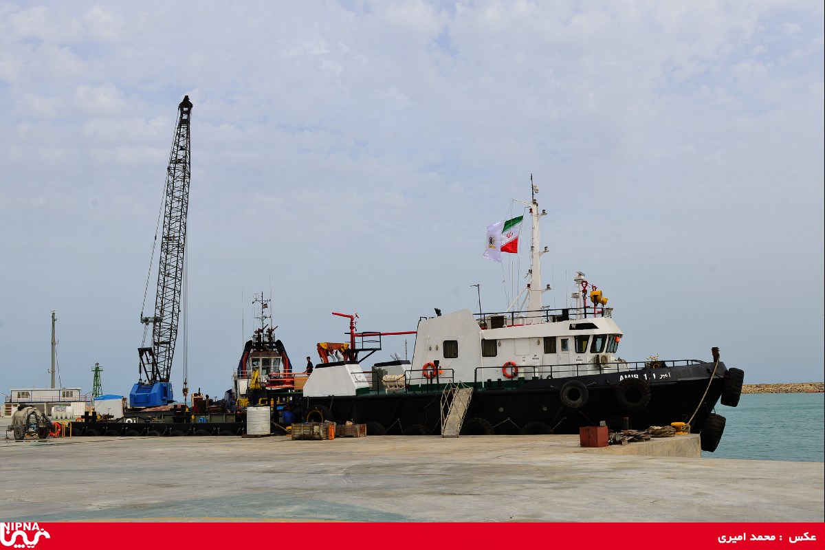 بازدید دکتر نوروز زاده از طرح های پتروشیمی سیراف، متانول کاوه، پترو پالایش کنگان،  هتل در دست احداث جم ، شهرک مسکونی گلستان، 50 هکتار استحصال زمین از دریا، کانال های جمع آوری سیلاب ، نیروگاه و آبگیر پتروشیمی دماوند و منطقه انرژی بر پارسیان-97/2/9.10 13