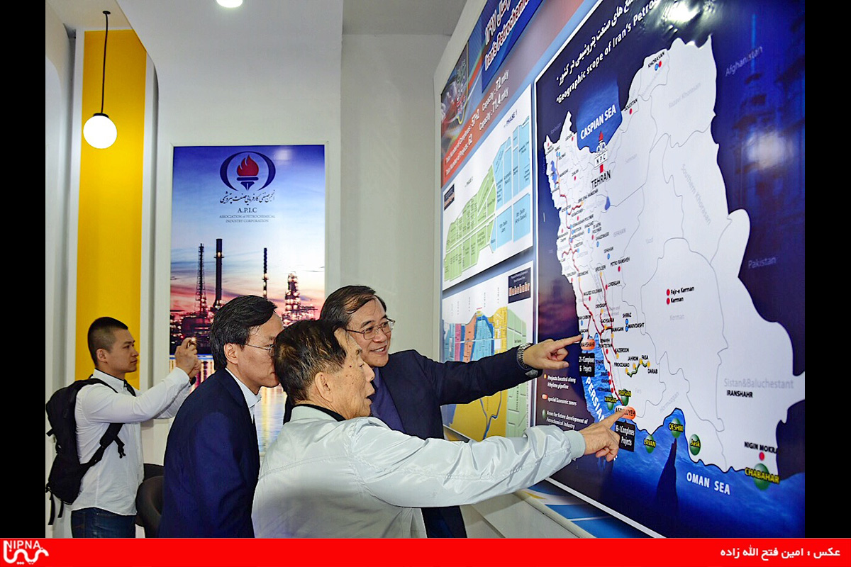 غرفه شرکت ملی صنایع پتروشیمی در بیست و سومین نمایشگاه بین المللی نفت، گاز، پالایش و پتروشیمی 97/2/16 29