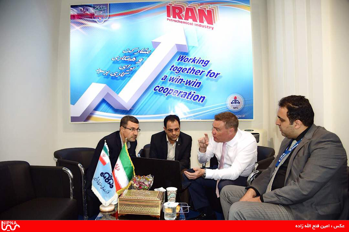 دومین روز برگزاری بیست و سومین نمایشگاه بین المللی نفت، گاز، پالایش و پتروشیمی 97/2/17 33