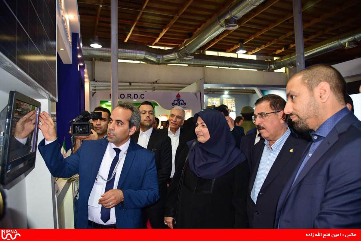 سومین  روز برگزاری بیست و سومین نمایشگاه بین المللی نفت، گاز، پالایش و پتروشیمی 97/2/18 32