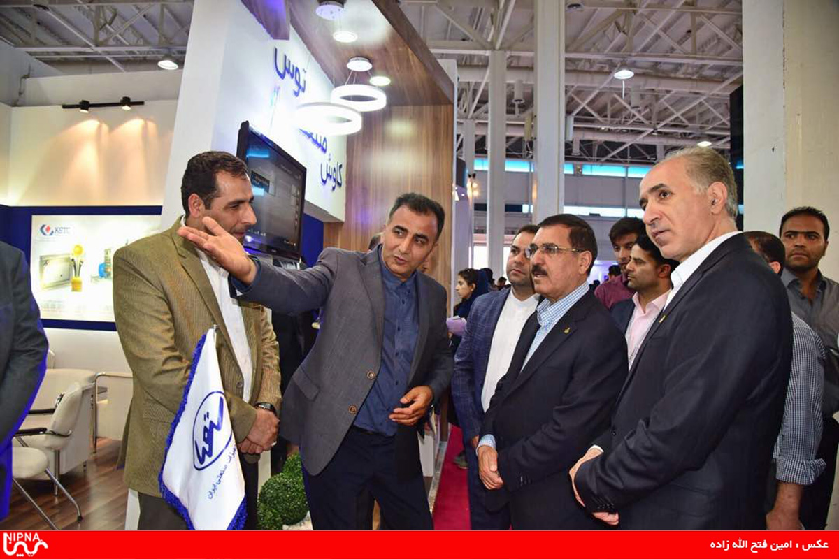 سومین  روز برگزاری بیست و سومین نمایشگاه بین المللی نفت، گاز، پالایش و پتروشیمی 97/2/18 55