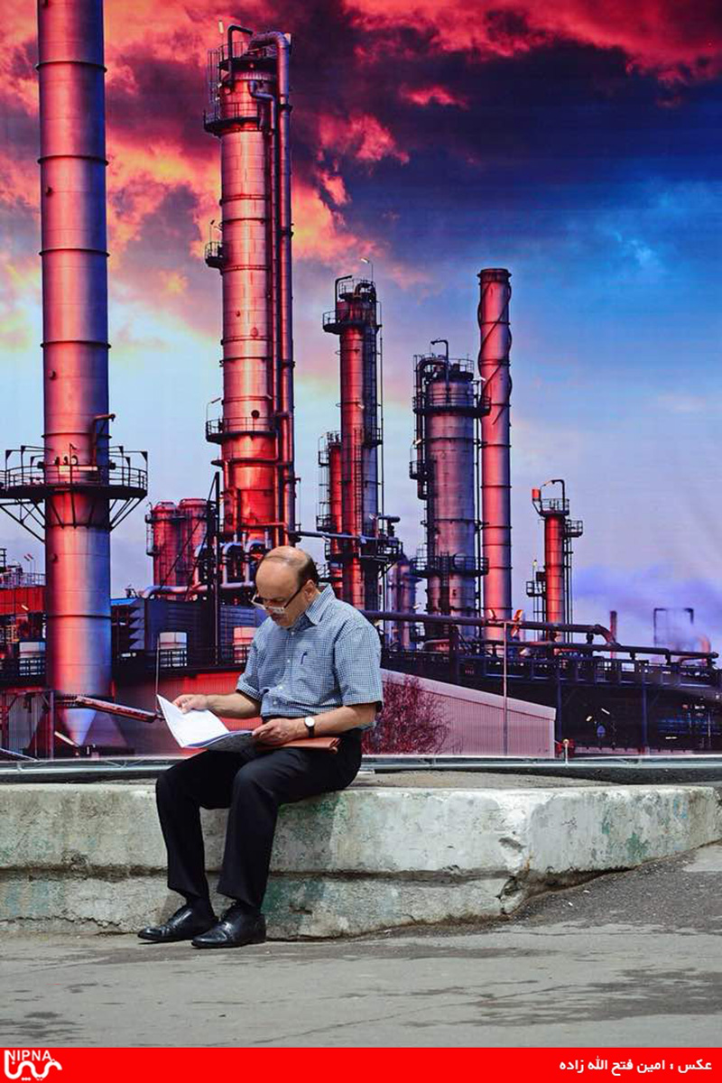 چهارمین روز برگزاری بیست و سومین نمایشگاه بین المللی نفت، گاز، پالایش و پتروشیمی 97/2/19 17