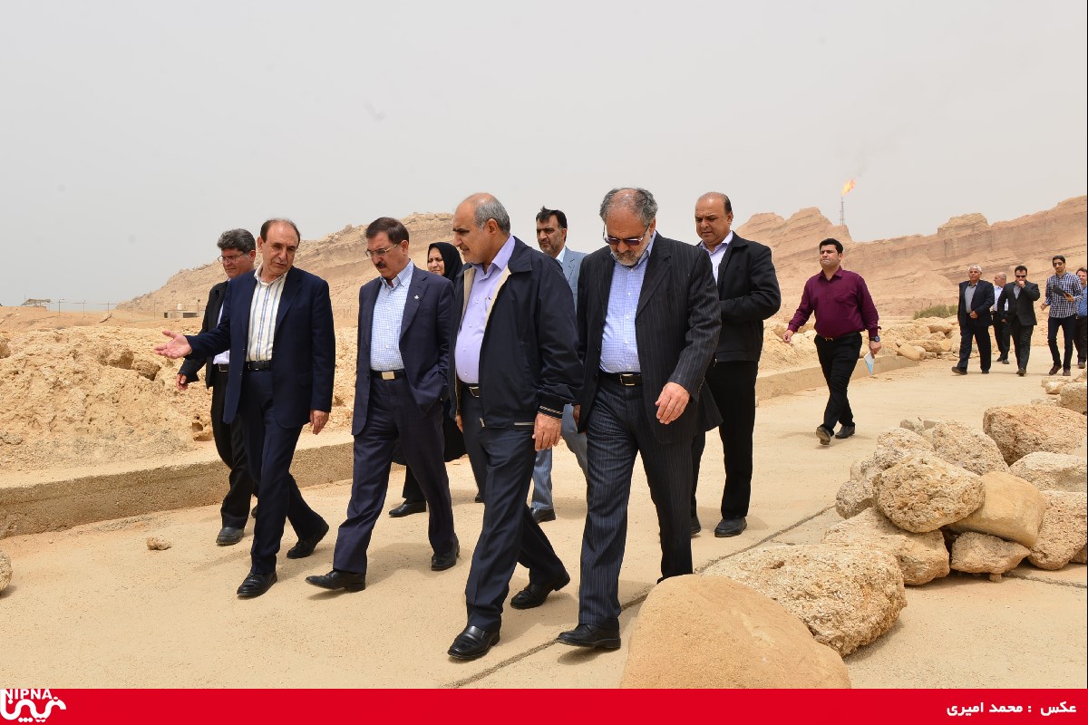 بازدید دکتر نوروز زاده از مجتمع پتروشیمی خارک، متانول دوم، زمین های استحصال شده پروژهای الفین،MEG ، تاسیسات خشکی شرکت نفت فلات قاره و پروژه NGL، و پایانه های نفتی و اسکه T – 97/2/23 2