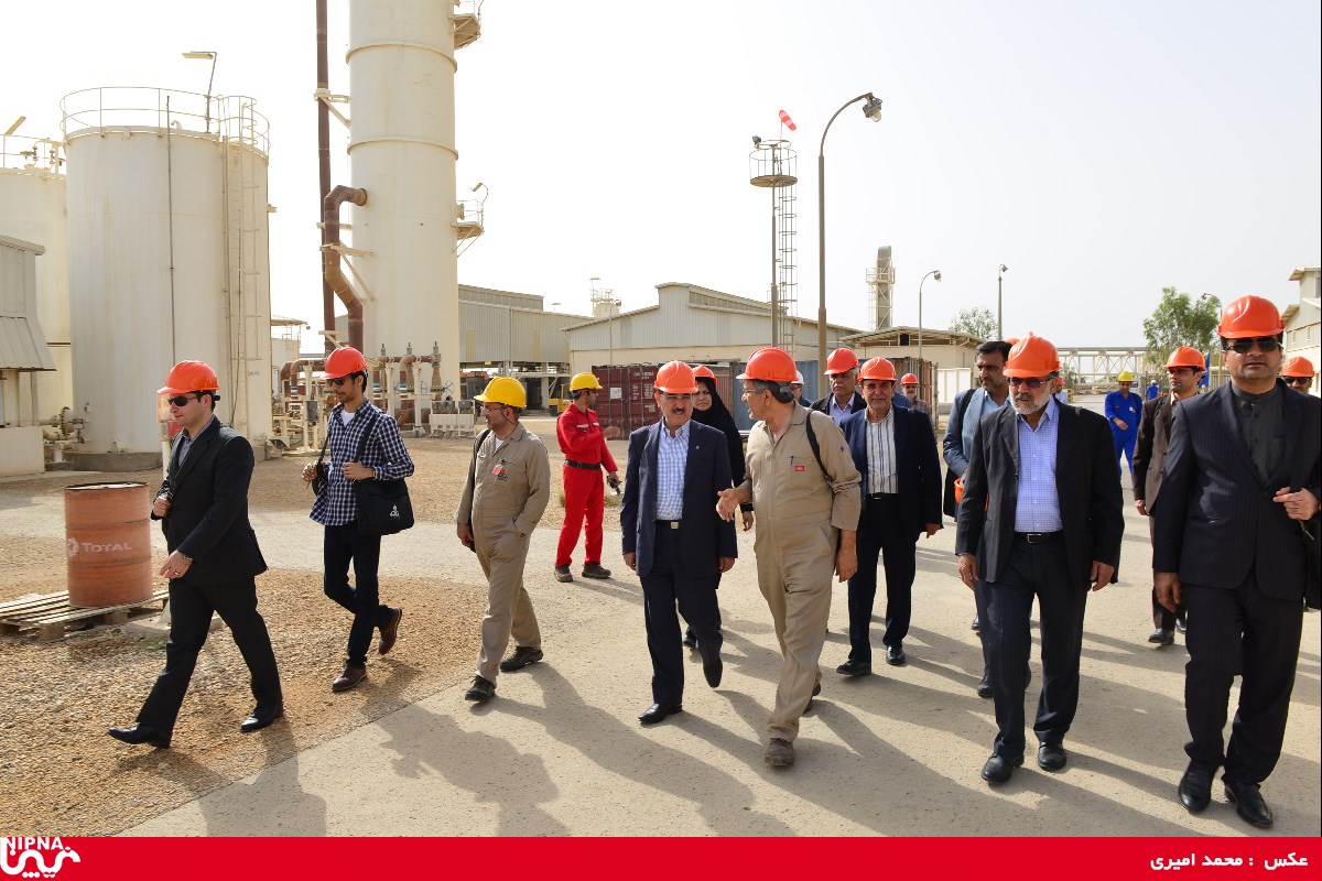 بازدید دکتر نوروز زاده از مجتمع پتروشیمی خارک، متانول دوم، زمین های استحصال شده پروژهای الفین،MEG ، تاسیسات خشکی شرکت نفت فلات قاره و پروژه NGL، و پایانه های نفتی و اسکه T – 97/2/23 28