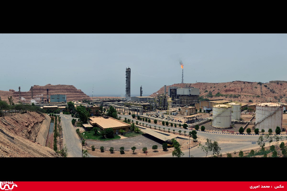 بازدید دکتر نوروز زاده از مجتمع پتروشیمی خارک، متانول دوم، زمین های استحصال شده پروژهای الفین،MEG ، تاسیسات خشکی شرکت نفت فلات قاره و پروژه NGL، و پایانه های نفتی و اسکه T – 97/2/23 44