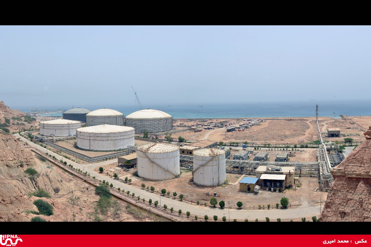 بازدید دکتر نوروز زاده از مجتمع پتروشیمی خارک، متانول دوم، زمین های استحصال شده پروژهای الفین،MEG ، تاسیسات خشکی شرکت نفت فلات قاره و پروژه NGL، و پایانه های نفتی و اسکه T – 97/2/23 45