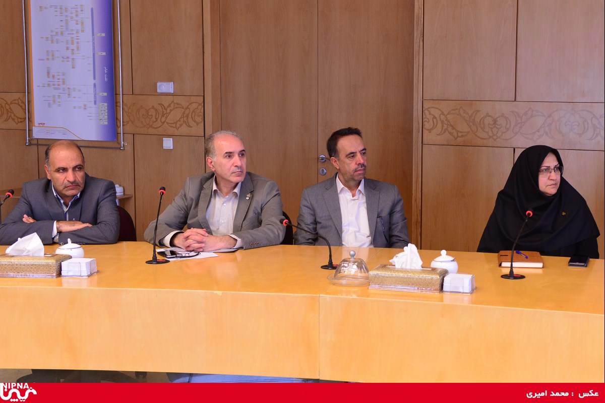 مراسم معارفه سرپرست مدیریت توسعه منابع انسانی شرکت ملی صنایع پتروشیمی 97/2/29 6