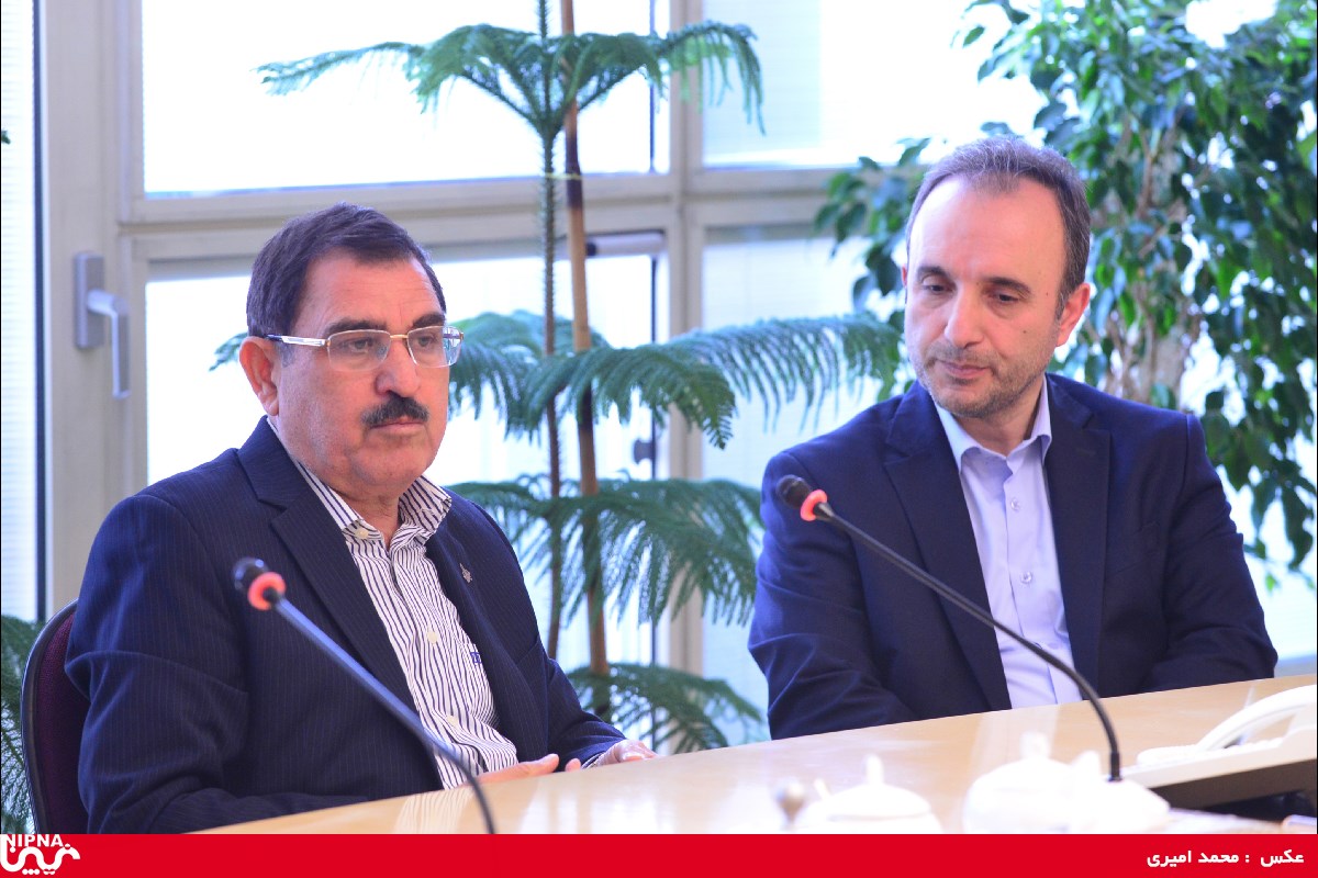 مراسم معارفه سرپرست مدیریت توسعه منابع انسانی شرکت ملی صنایع پتروشیمی 97/2/29 9