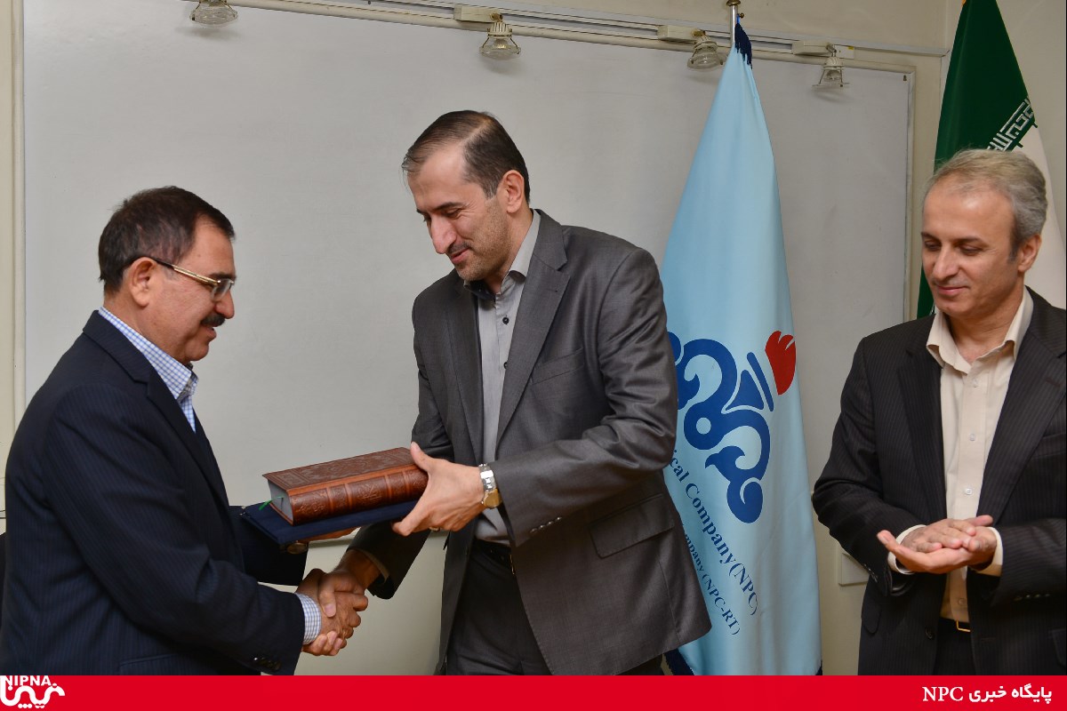 مراسم تودیع و معارفه سرپرست جدید شرکت پژوهش و فناوری پتروشیمی – 97/3/22 25