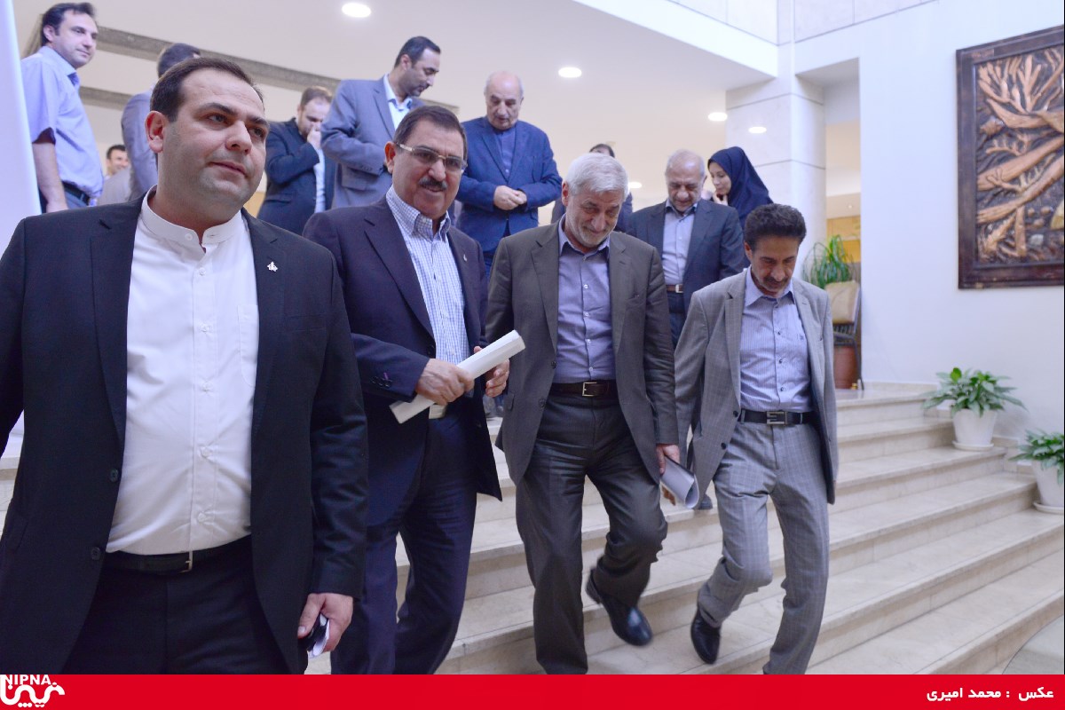 نشست" تعامل و انطباق هوشمندانه" صنعت پتروشیمی و اصحاب رسانه به مناسبت روز خبرنگار- 97/5/23 2