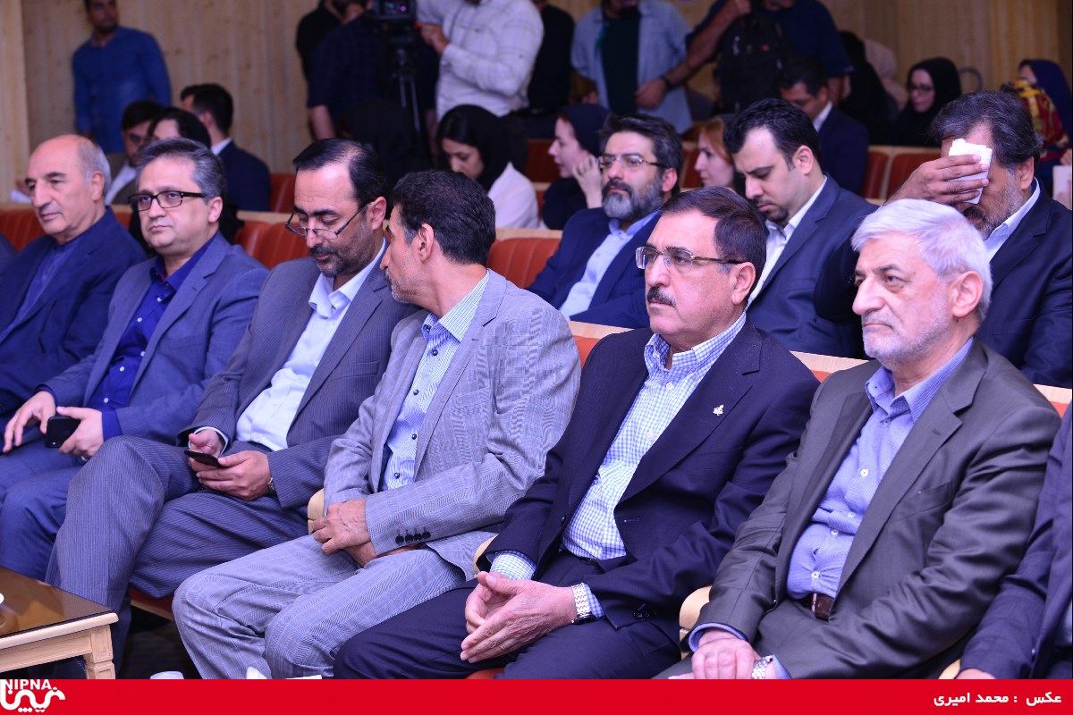 نشست" تعامل و انطباق هوشمندانه" صنعت پتروشیمی و اصحاب رسانه به مناسبت روز خبرنگار- 97/5/23 5